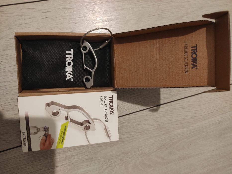 Troika breloc desfacut bere, forma auto