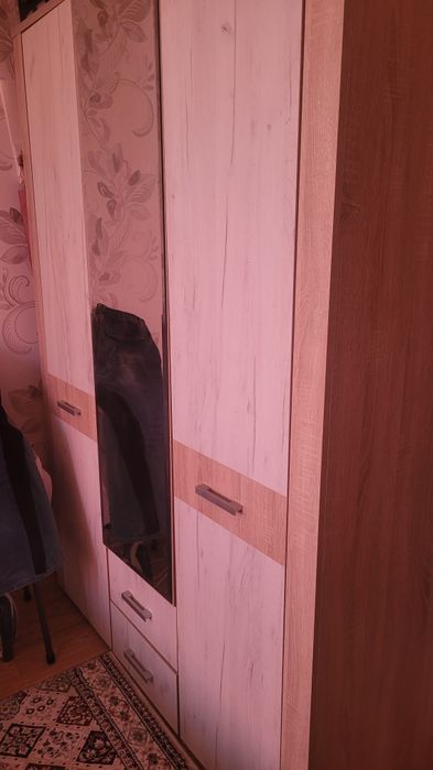 Продам спальный гарнитур б/у