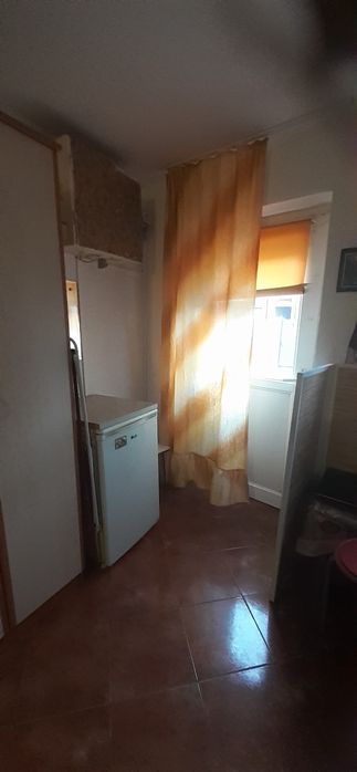 Inchiriere camera la casa.