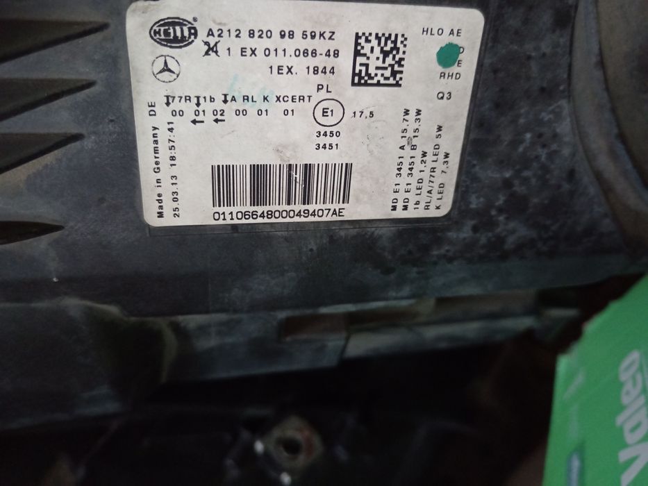 Far dreapta Mercedes e class 2015