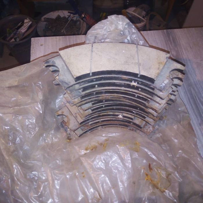 Продам запчасти на погрузчик