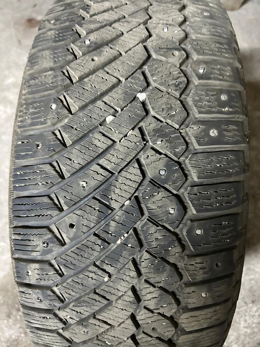 Продается шина 225/50 R17