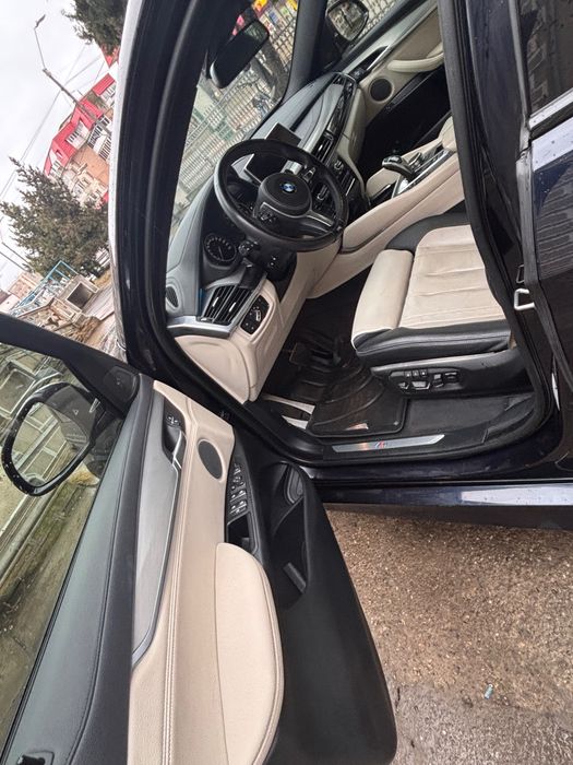 Vând.  BMW. X6 .