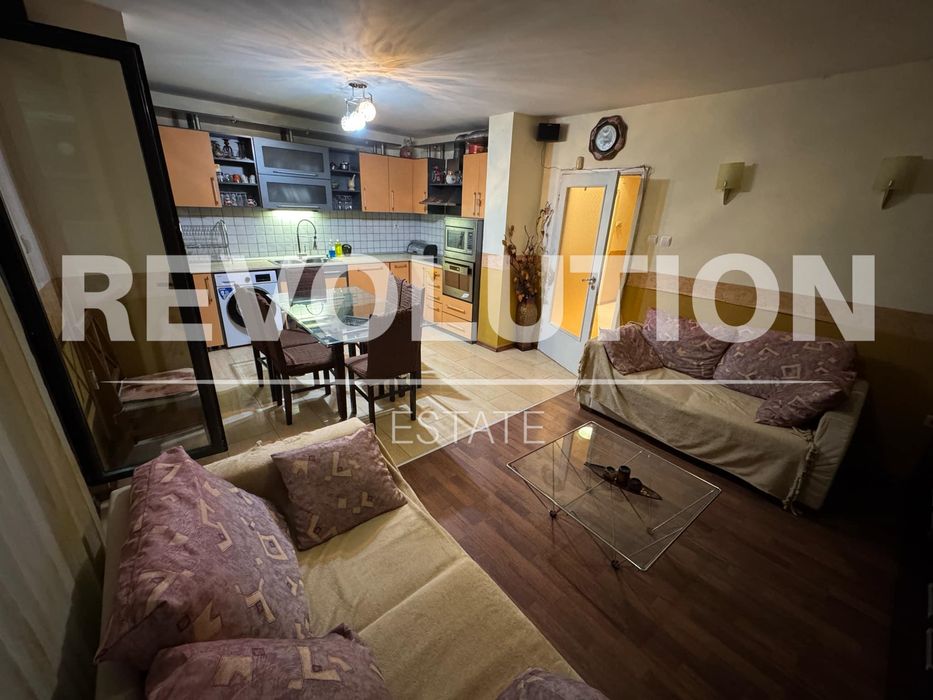 Дава се под наем Тристаен апартамент в Пловдив, Кършияка - 90 кв.м за 600 € - Снимка #3