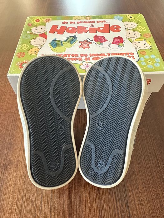 Pantofi băieți Hokide - NOI - mărimea 20