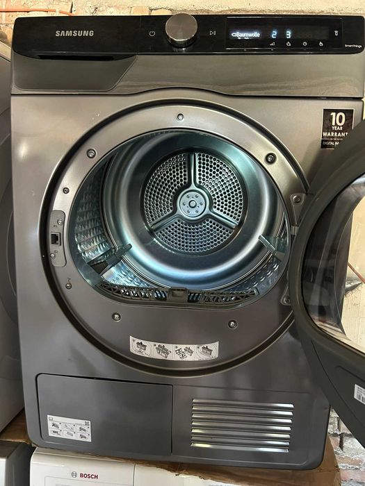 Сушилня Samsung Heatpump SmartThings 8кг A+++