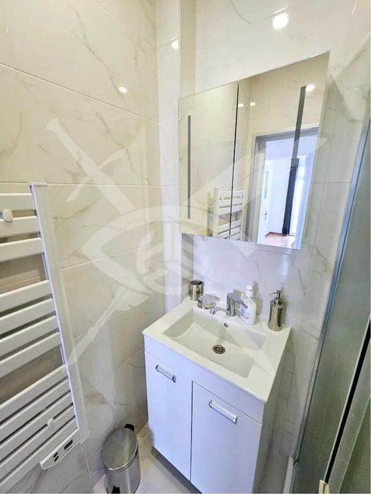 Дава се под наем Тристаен апартамент в Варна, Червен площад - 71 кв.м за 550 € - Снимка #5