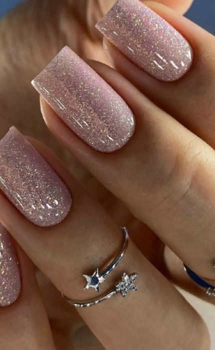 Маникюр, педикюр