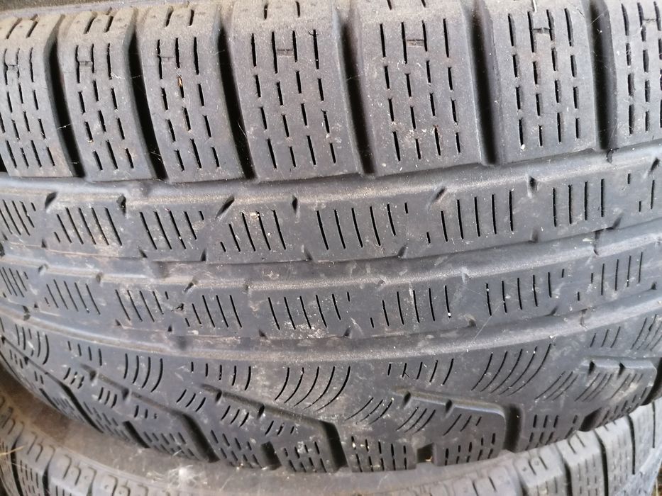 Jante originale Audi si anvelope 225/60 R16 iarna Pirelli winter 210