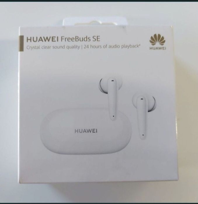 Vând căști,  încărcător și cablu