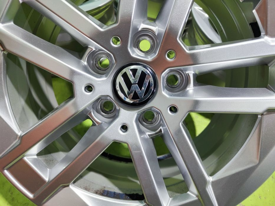 16 5x112 Vw Passat Touran Caddy Golf skoda лети джанти 5х112