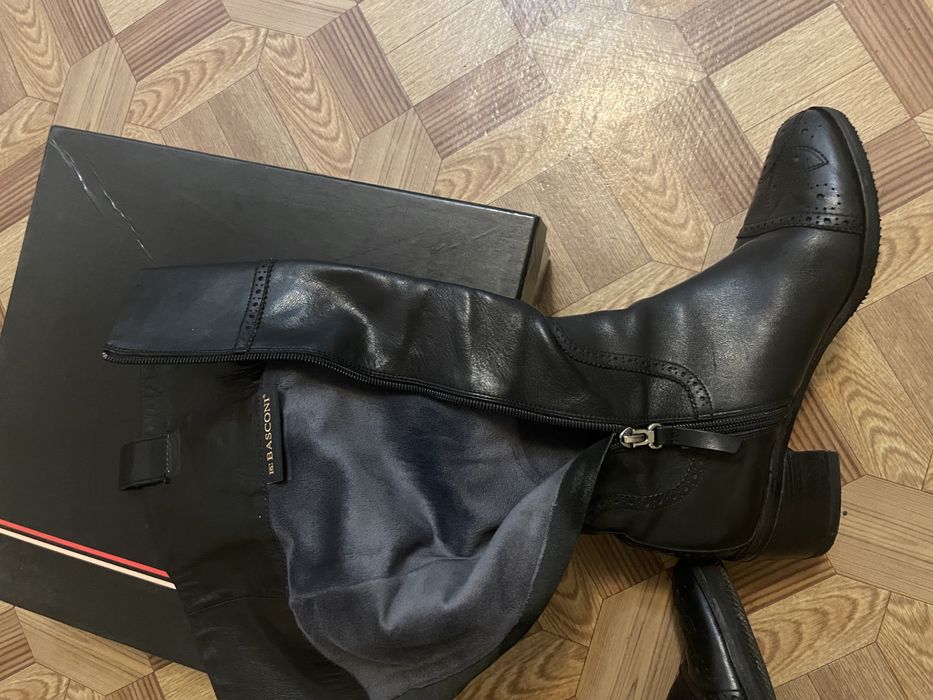 Продам женскую обувь