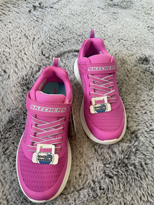 Дамски обувки нови с кутии