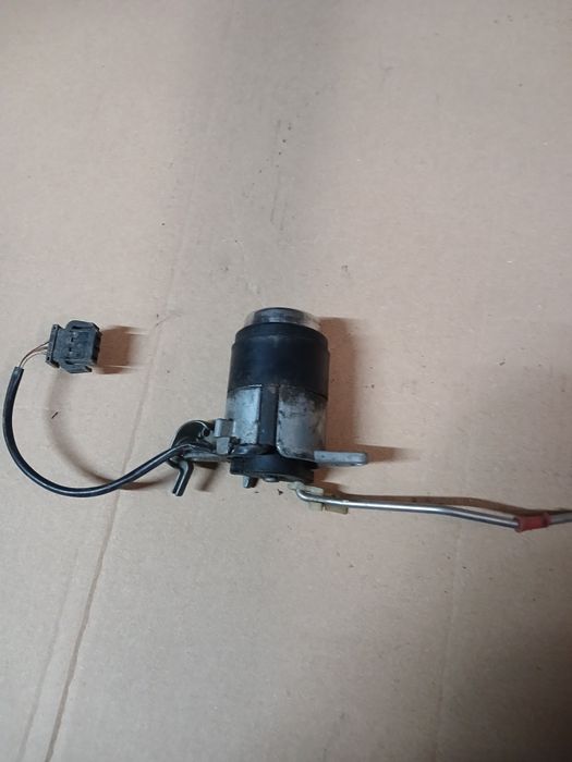 Кнопка багажника Ауди С4