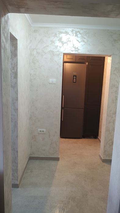 Vând apartament 3 camere