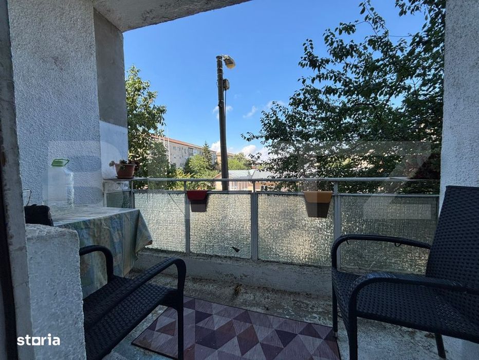 Apartament de vanzare, 3 camere, etajul 1, in Rogerius