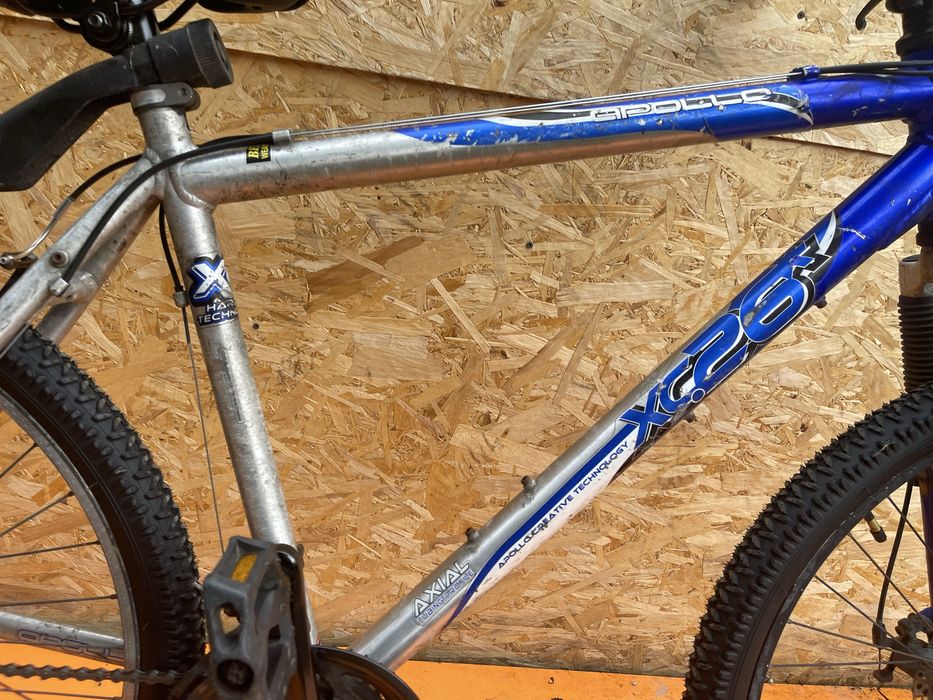 Bicicleta apollo frana pe disc cadru de aluminiu roti 26”