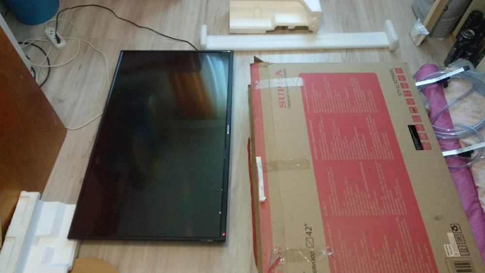 Телевизор Supra 42" на запчасти