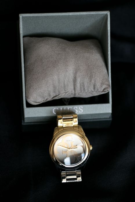 Дамски оригинален часовник Guess