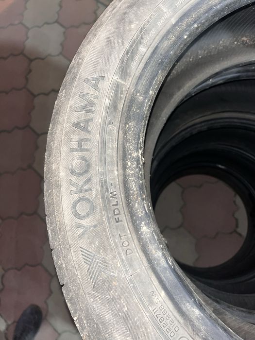 Шины летние 215/55/17