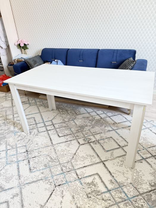 Продам кухонный стол