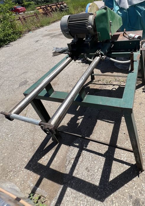 Fierastrau circular cu avans , mobil pe sine motor 3 kw SIEMENS