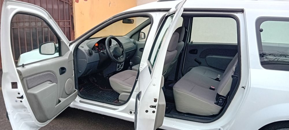 Logan mcv an  2008  7 locuri . Dizel