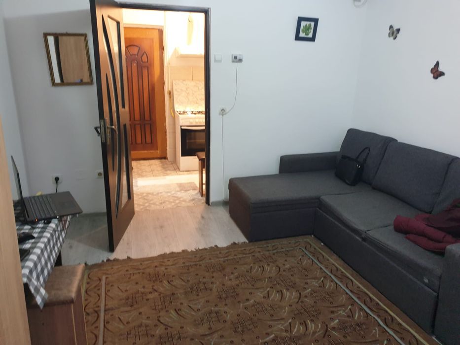 Chirie  garsoniera pentru  în zona industriala