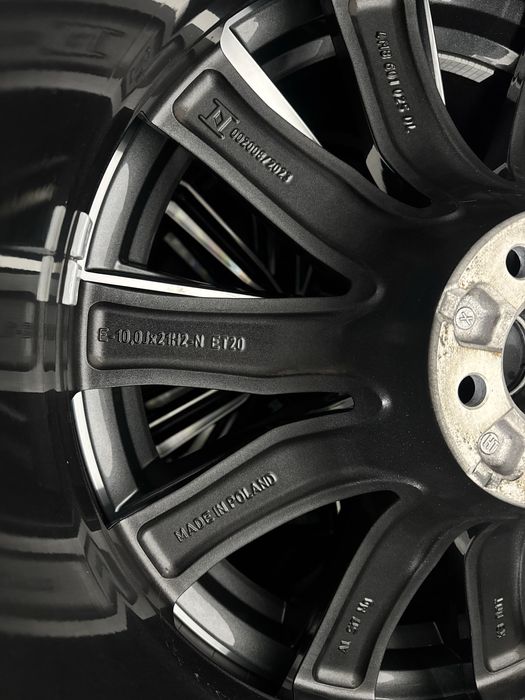 Jante Audi Q8 SQ8 R21 Originale Continental de vara 44/2024 99%