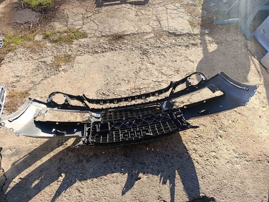 Предна броня за Audi Q7 / Ауди