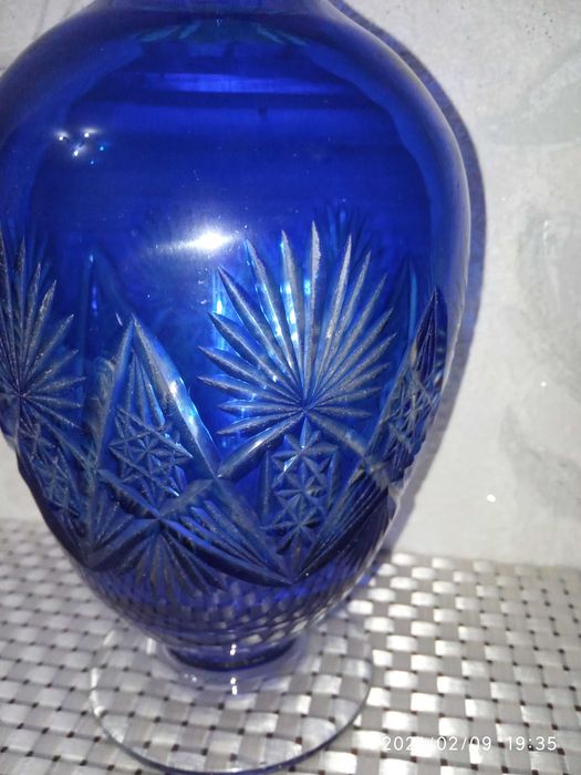 Хрустальный графин.