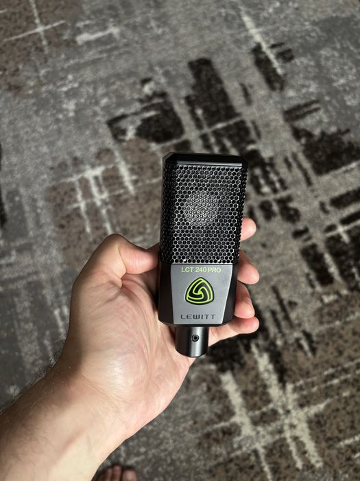 Microfon Studio Lewitt LCT 240 PRO