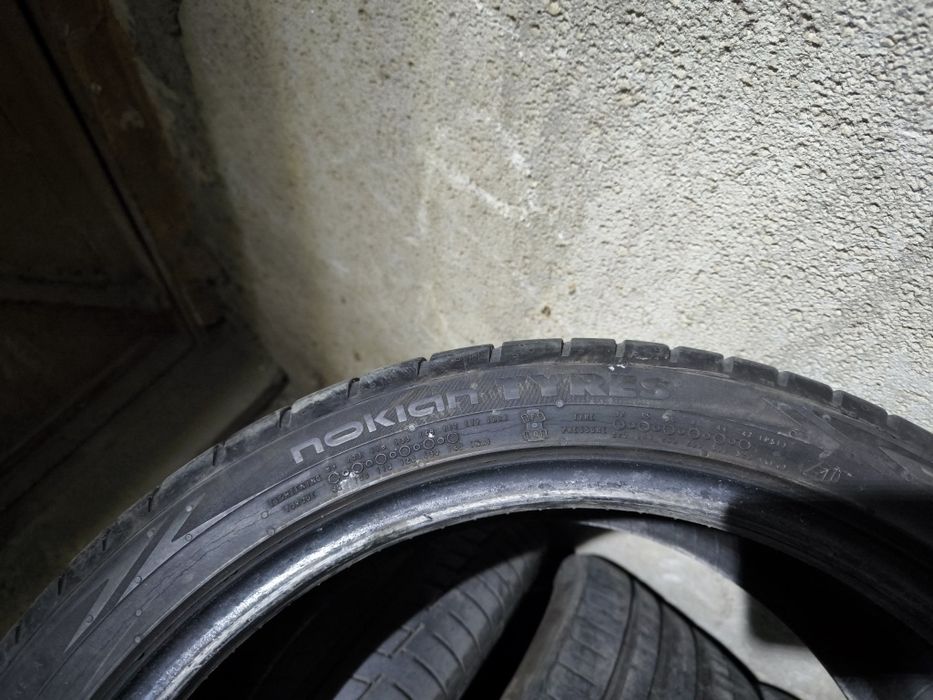 Nokian Powerproof 225/40 R18 DOT 0422 – много добро състояние