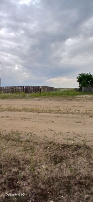 Продам 2 дома с большой территорией