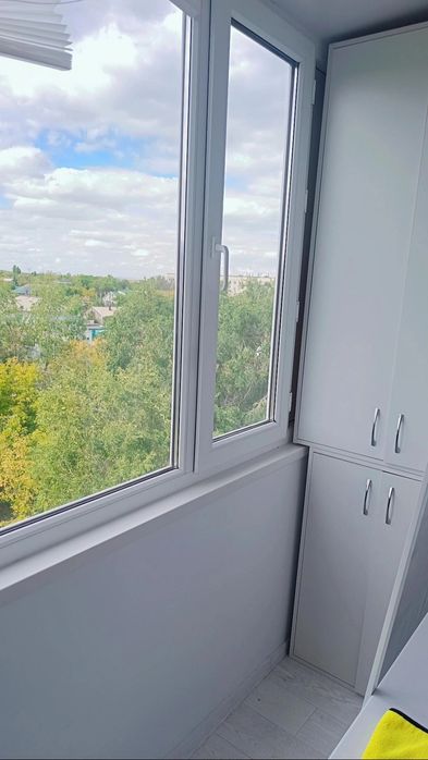 Продаётся 2х квартира студия по адресу Тищенко 21