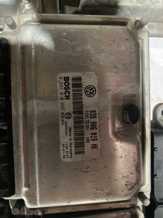 Компютър еку ecu електронен блок двигател толедо леон 1.9тди 150кс арл