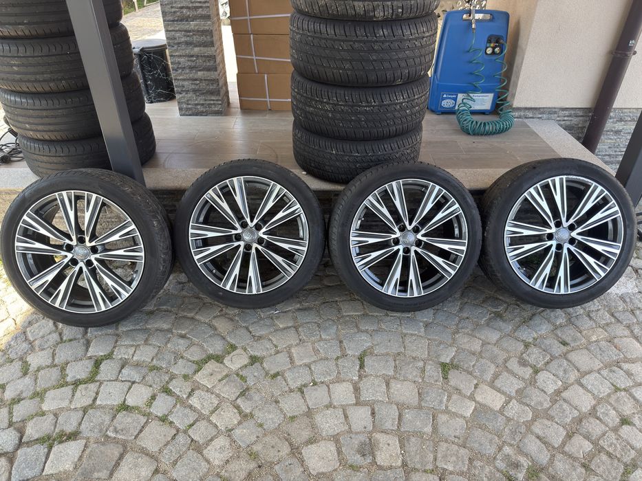 Оригинални джанти Audi 20 цола + летни гуми Pirelli
