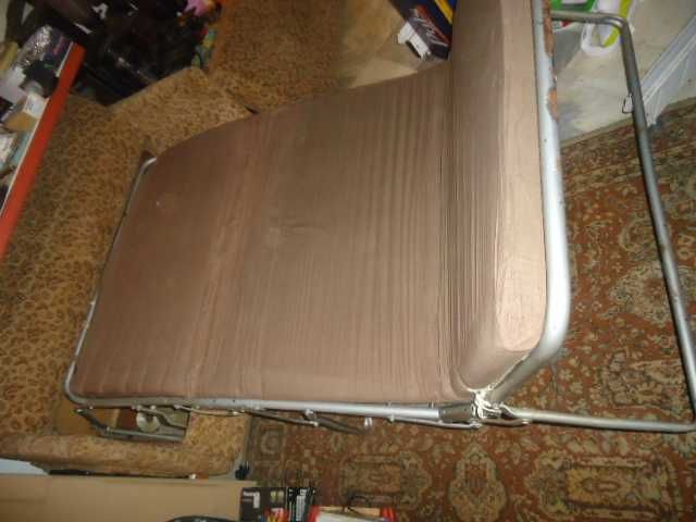 диван разтегателен използван 40 лв.