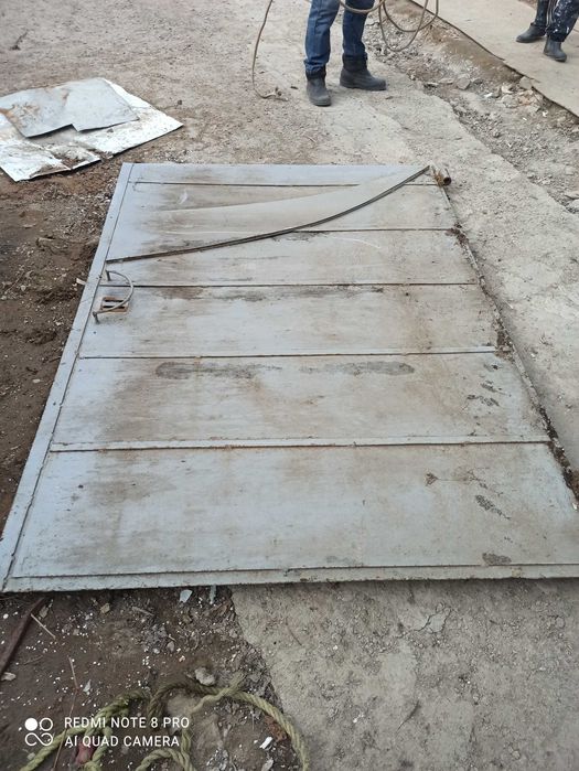 Горажные ворота металлические