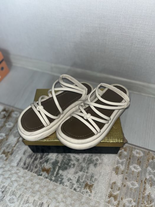 Женские босоножки, сандалии