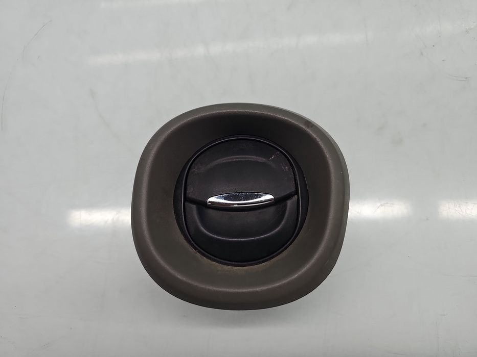 Grila aerisire stanga Renault Trafic 3 (F82) [Fabr 2014-2022] 68760131