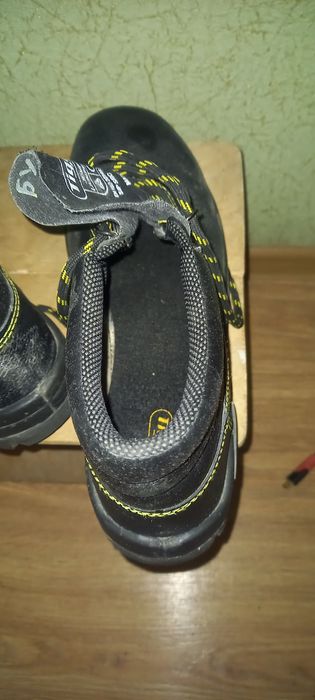 Рабочие ботинки демисезоные 43 раз