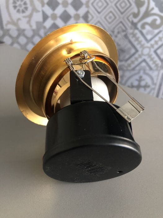 Светильник потолочный