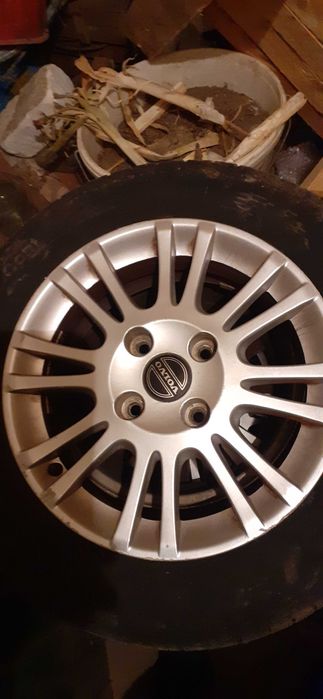 Алуминиеви джанти  Volvo v40