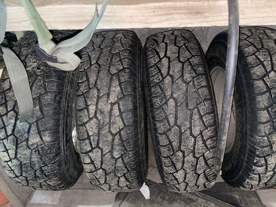 Тойота хайлюкс сатылады