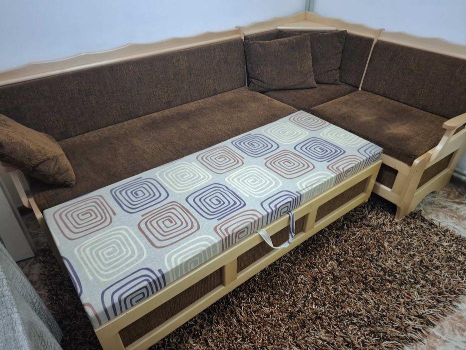 Кухненски ъглов диван