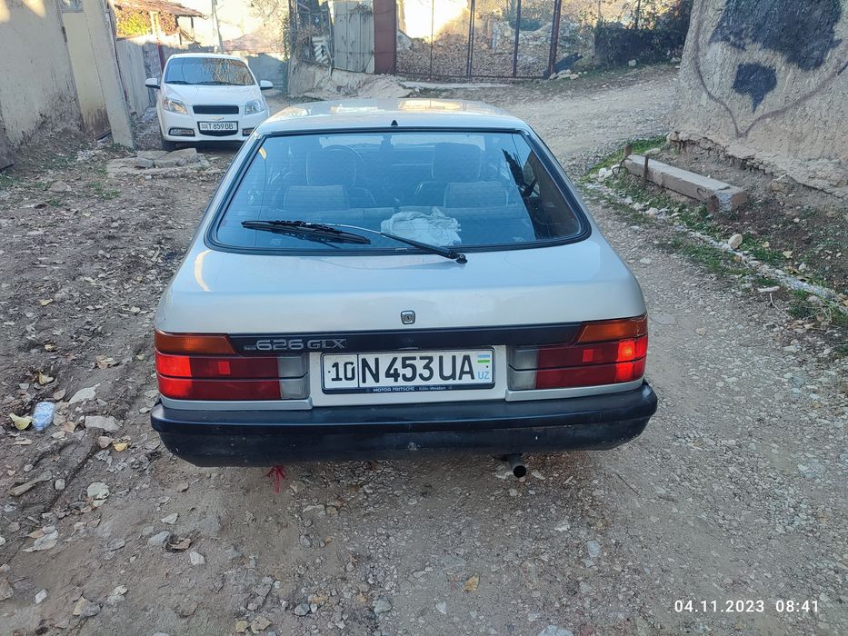 Продам тачку марка Mazda 626