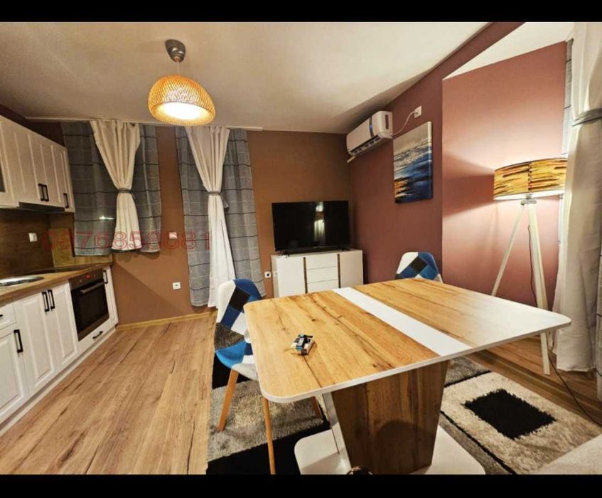 Дава се под наем Двустаен апартамент в София, Карпузица - 70 кв.м за 663 € - Снимка #1