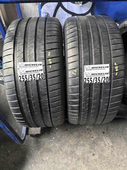 255/35/20 Michelin