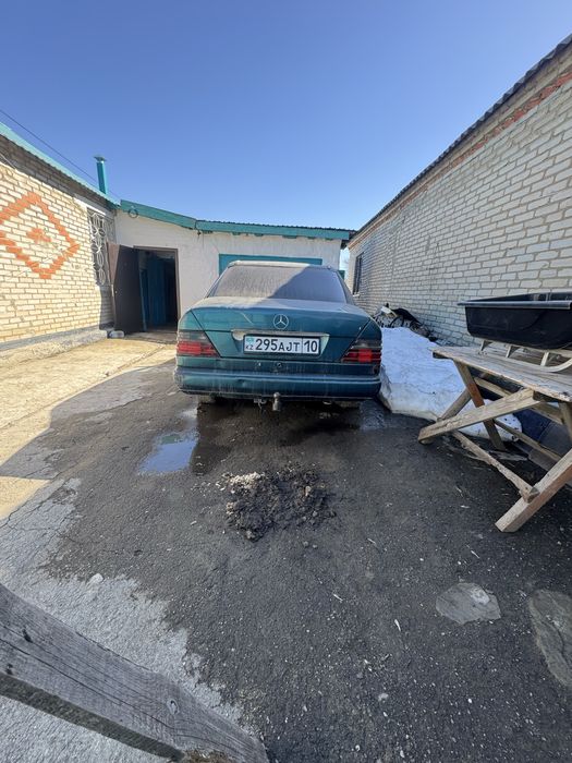 Продам мерседес 124